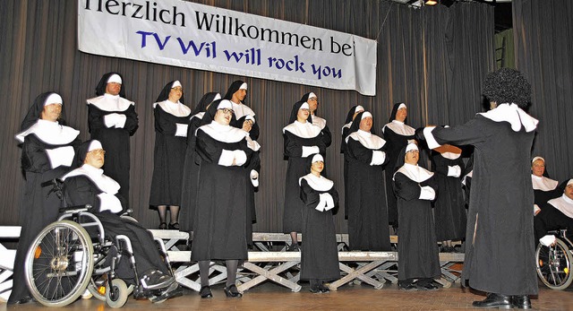 Die Behinderten-Abteilung des TV steue...n Medley von Sister-Act-Melodien bei.   | Foto: Sedlak