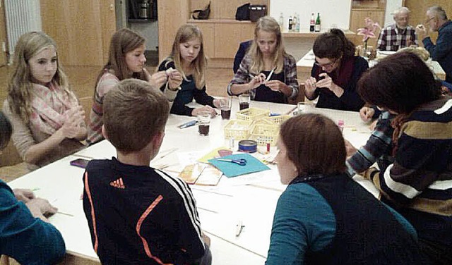 Spielen und basteln bei der Kolpingfamilie   | Foto: privat