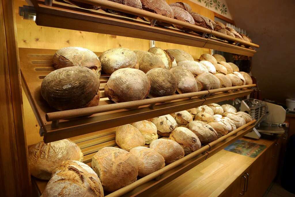 300 Laib Brot werden jede Woche von Brbel Frenk gebacken.  