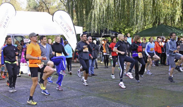 Warm-up vor dem Halbmarathon.  | Foto: Hans Jrgen Kugler