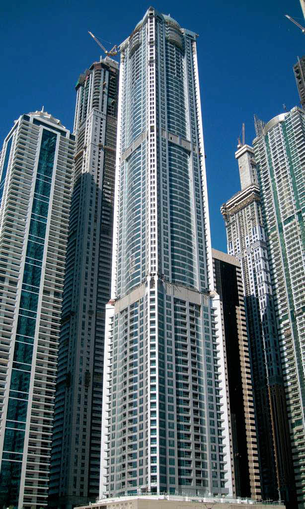 4. The Torch, Dubai, liegt in unmittelbarer Nachbarschaft zum Princess Tower in Dubai Marina. Die Endhhe von 336,8 Metern wurde mit dem Aufsetzen der Krone im Februar 2011 erreicht. Das Gebude umfasst 79 Geschosse, auf denen sich 676 Wohnapartments verteilen.