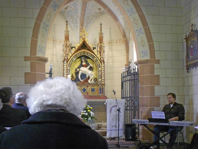 &#8222;Was lange whrt, wird endlich g...ierten Bad Krozinger Friedhofskapelle.  | Foto: Jennifer Ruh