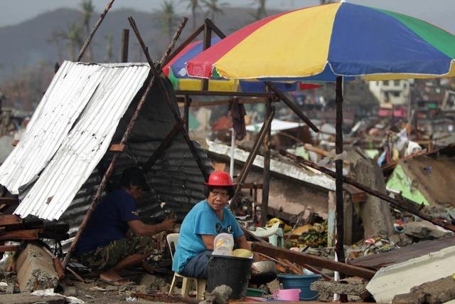 Taifun strzt Philippinen ins Chaos: Tausende Tote befrchtet