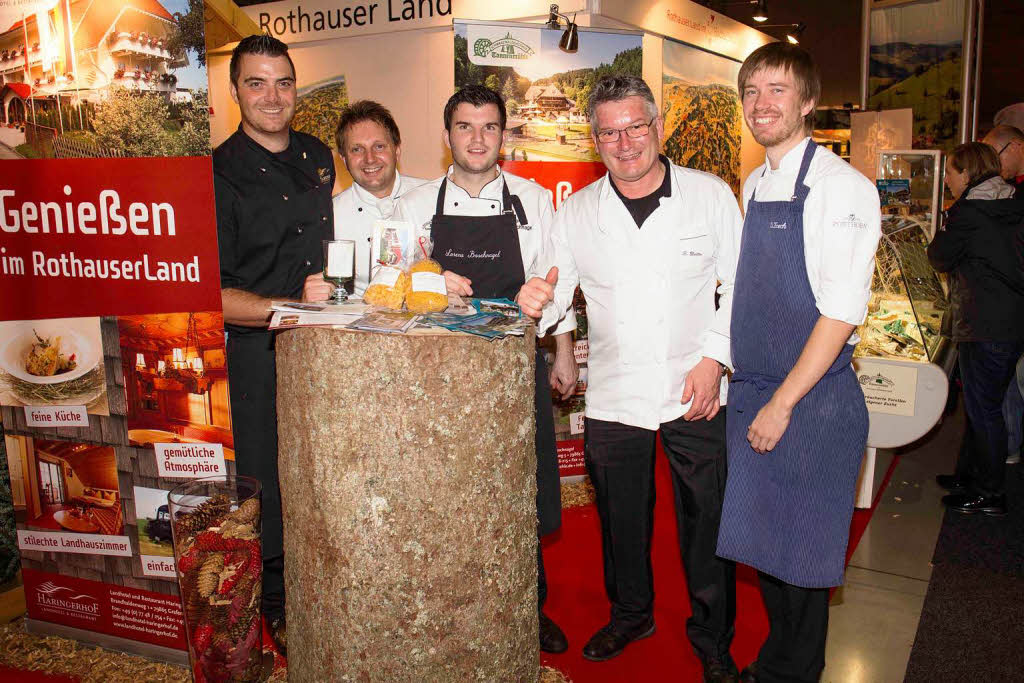 Fnf Kchenchefs aus dem Rothauser Land prsentieren bei der Plaza Culinaria in Freiburg die Ferienregion (von links: Dirk Ngele, Reinhold Gtte, Lorenz Baschnagel, Uli Blatter und Daniel Frech).