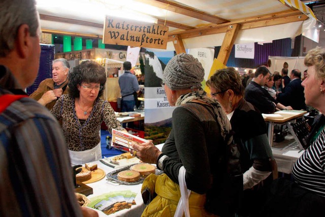 Die Regionalpartner  von Naturgarten K...erlich genieen&#8220; ihre  Produkte.  | Foto: Christine Aniol