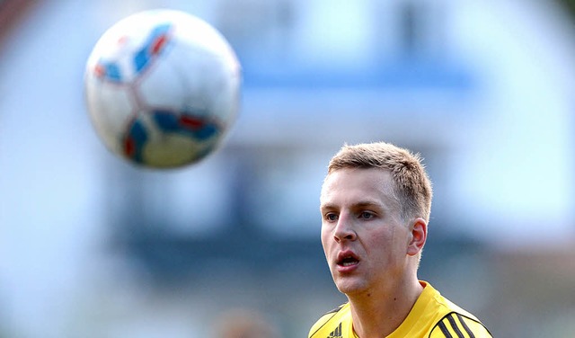 Maik Straub gelang in Kirchen-Hausen der Treffer zur Hlzlebrucker 2:0-Fhrung.  | Foto: patrick seeger