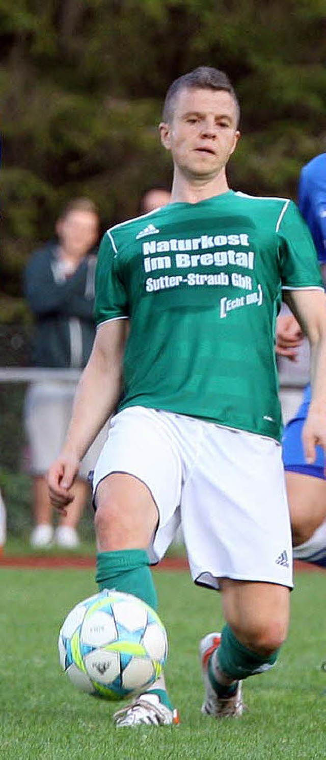 Spielertrainer Tim Heine sicherte sein...tzenspiel beim FC  Rielasingen-Arlen.   | Foto: Reinhard (A)