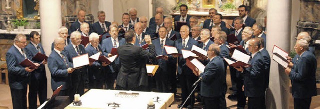 Die Chorgemeinschaft Schallstadt-Wolfe... Auftritt in der Kirche Sankt Blasius.  | Foto: Hans Jrgen Kugler