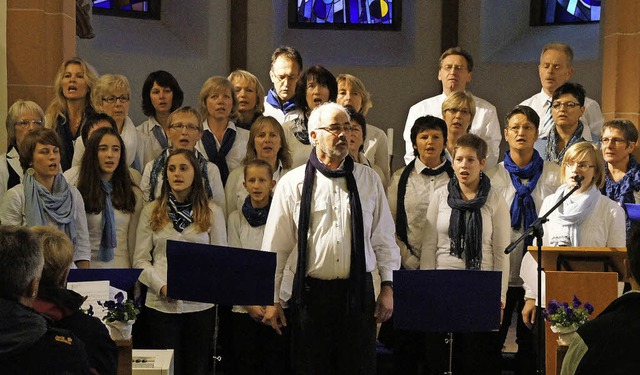 Herbstkonzert der Musikinitiative Weis...talteten den Nachmittag in der Kirche.  | Foto: Ilona Hge