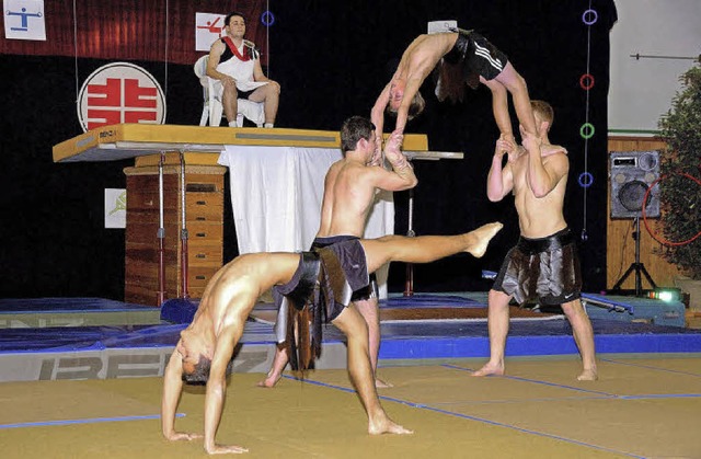 Als rmische Gladiatoren prsentierten...er Sportpalette des Turnvereins Wyhl.   | Foto: Jrgen Schweizer