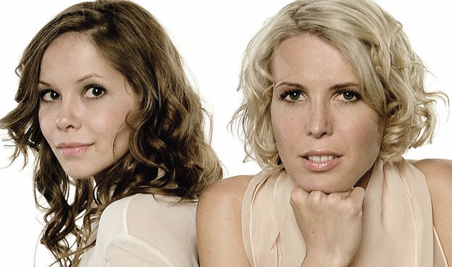 Das Duo Sophie Moser (links) und Katja Huhn tritt am 24. November in Wehr auf.   | Foto: ZVG