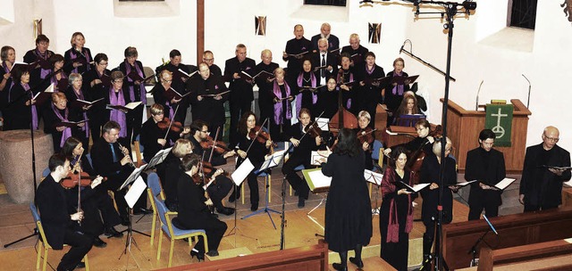 Beeindruckendes Konzert: Die Kantorei ...ete sich  historischen Psalmkantaten.   | Foto: Georg Diehl