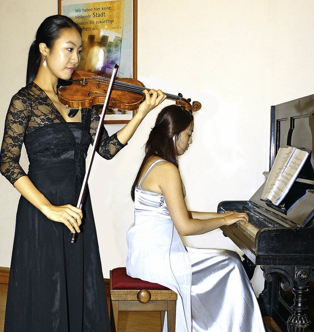 Kammermusik auf hchstem Niveau und vo...n Jihye Seo und am Klavier  Miji Cho.   | Foto: herbert binninger