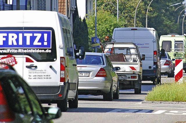 Der Autoverkehr nimmt weiter zu