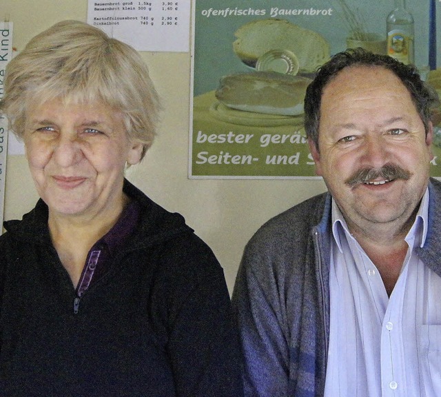 So kennt und kannte man sie auf dem Wochenmarkt, Marita und Heiner Volk.   | Foto: Gutjahr