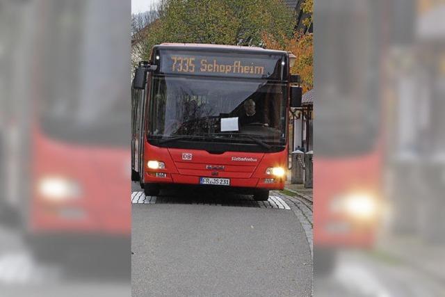 Tempo 30 bleibt, zwei Busse fallen weg