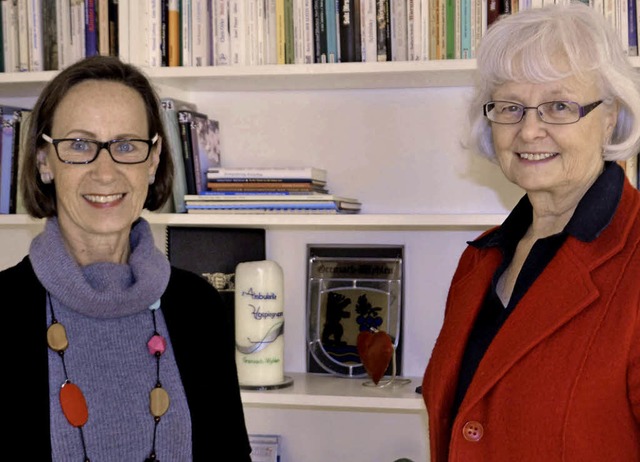 Angelika Plattner (links) und Christa ...rbeit in der  Ambulanten Hospizgruppe.  | Foto: Martina Weber-Kroker