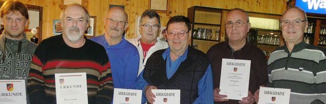 Ehrungen bei der Reservistenkameradsch...nn, Heinz Rosewich und Gerhard Bumle   | Foto: Dieter fink