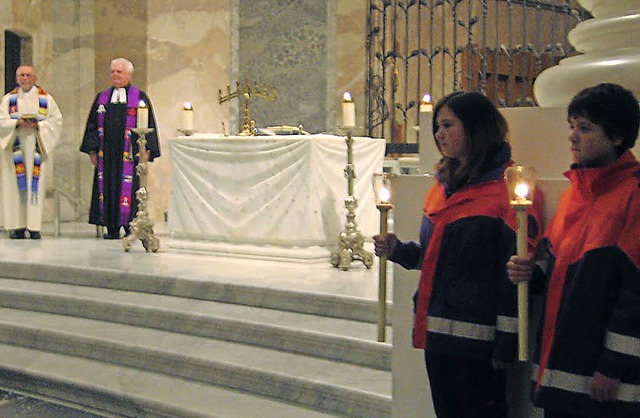 In einem kumenischen Gottesdienst im ...en der in Kriegen getteten Menschen.   | Foto: Christiane Sahli