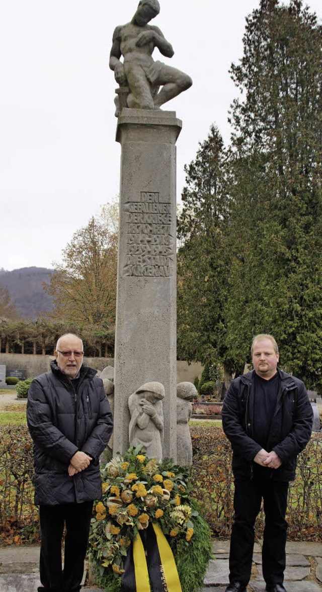 Kranzniederlegung in Schnau  | Foto: Verena Wehrle