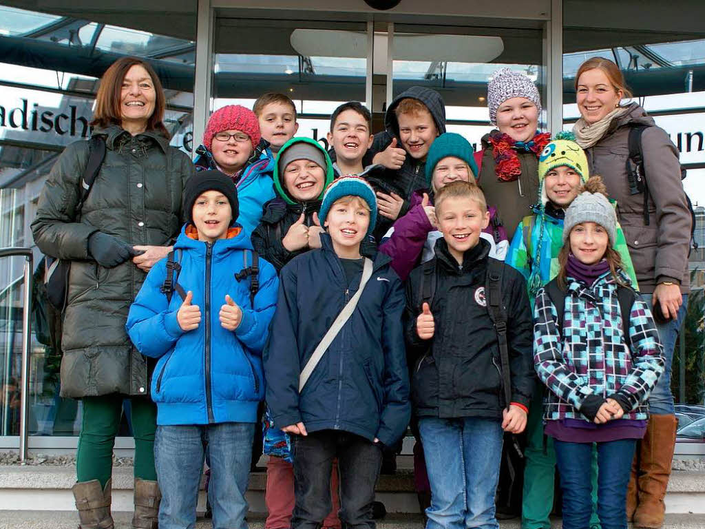 Die Klasse S4 der Sprachheilschule Tittisee-Neustadt mit ihrer Lehrerin Lisa Freyer. Die Klasse S4 der Sprachheilschule Tittisee-Neustadt mit ihrer Lehrerin Lisa Freyer.