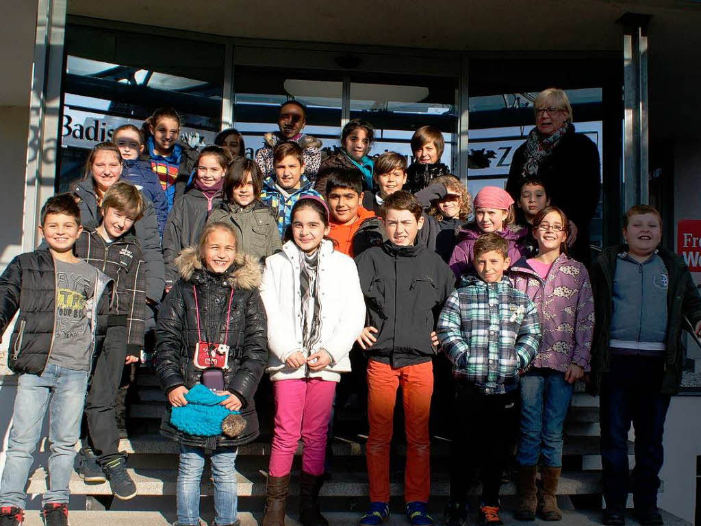 Die Klasse 4a der Kestellbergschule Waldkrich mit ihrer Lehrerin Ulrike Schorer. Die Klasse 4a der Kestellbergschule Waldkrich mit ihrer Lehrerin Ulrike Schorer.