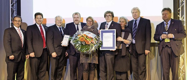 Bei der Preisverleihung (von links): d...irchs Brgermeister Richard Leibinger.  | Foto: Stefanie Salzer-Deckert