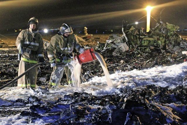 Suche nach Ursachen: Flugzeugunglück in Russland