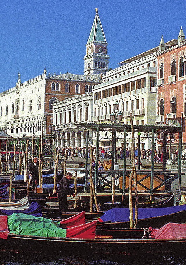 Buntes Treiben in Venedig  | Foto: Mundo