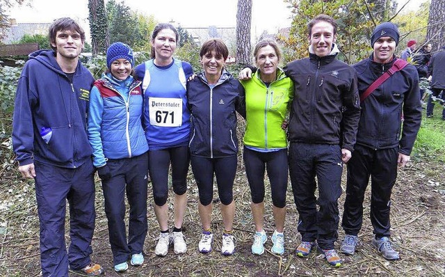 Die teilnehmenden Luferinnen und Luf... Waldlauf-Meisterschaften in Walldorf   | Foto: Verein