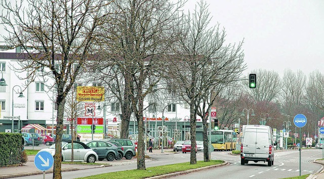 Sie haben es nicht geschafft: Die Kast...eschinger Bahnhof mssen bald weichen.  | Foto: Vollmer