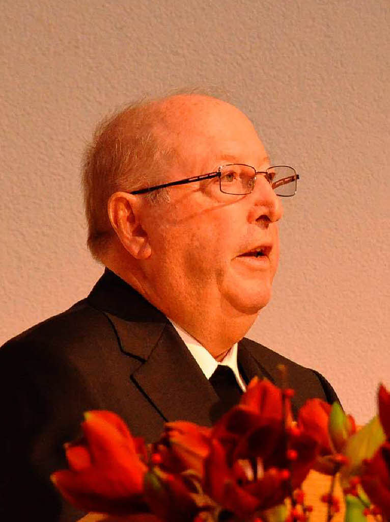 Monsignore Ernst Moser bei seiner Laudatio auf Bernhard Scherer Monsignore Ernst Moser bei seiner Laudatio auf Bernhard Scherer
