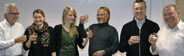 Auf  gutes Gelingen:  Dominique Stehli...and          Achim Hottinger (Eichen).  | Foto: Berger