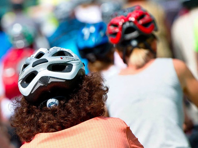 Kommt die Helmpflicht fr Radfahrer?  | Foto: dpa