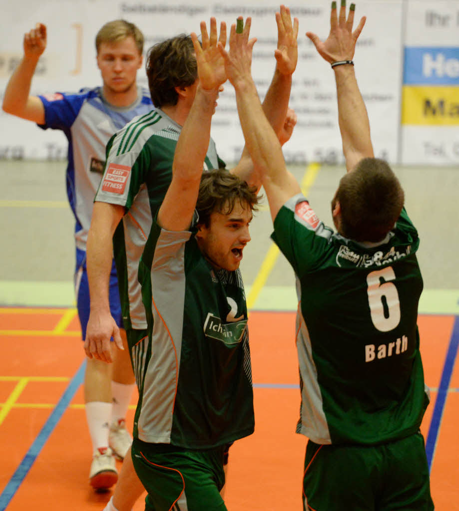 Freiburgs Volleyballer haben alles in die Waagschale geworfen und mit 3:1 gewonnen.