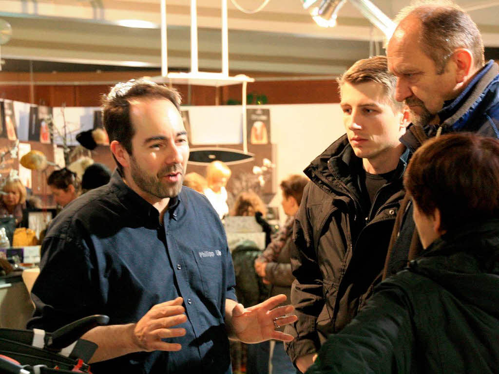 Eingehende Beratung beim Wintermarkt