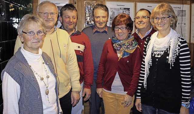 Fr 25 Jahre Vereinstreue  mit der Ehr...-jhrige Vereinsmitgliedschaft geehrt.  | Foto: johapress / Joachim Hahne