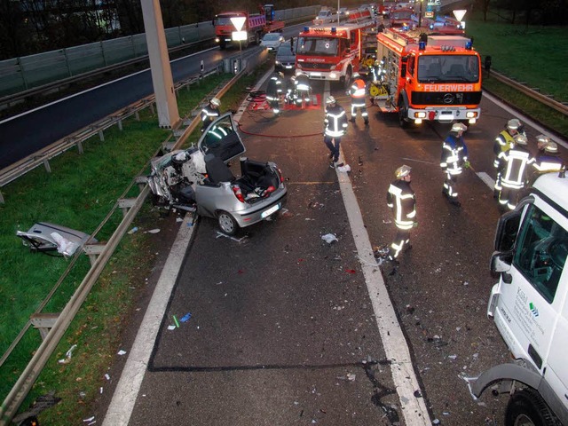 Bei einem Frontalzusammensto auf der ...de eine Frau lebensgefhrlich verletzt  | Foto: Polizei Lrrach