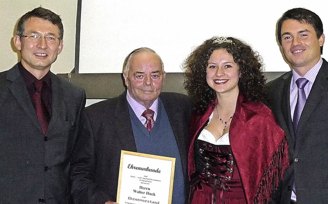 Beim Abschlussabend der Schmieheimer B... und Brgermeister  Matthias Gutbrod.   | Foto: Gemeinde