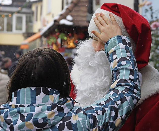 Jetzt geht&#8217;s los: Bei dem reichh...eihnachtsmann schon mal ins Schwitzen.  | Foto: Huber