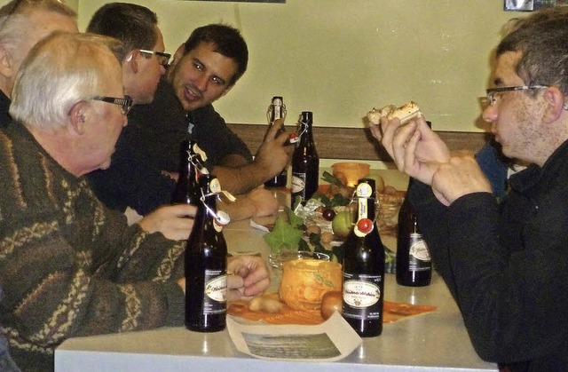 Das Kulturgut Bier stand bei der Veran...elpunkt &#8211;  und auf den Tischen.   | Foto: Gabriele Rasenberger