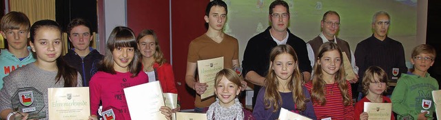 Die ausgezeichneten Karatekas des Sportvereins Kappel.  | Foto: Horst A. Bss