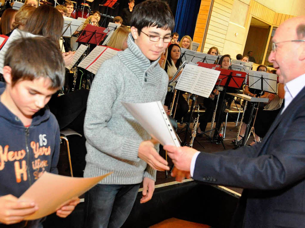 Impressionen von der Verleihung der Leistungsabzeichen und dem Konzert des Verbandsjugendorchesters