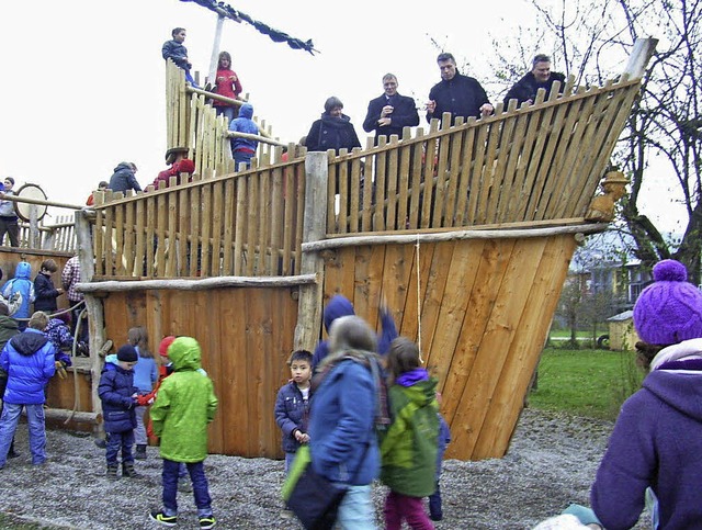 Entern erlaubt: Das Holzschiff auf dem...is auf ein paar Kleinigkeiten fertig.   | Foto: Johanna Hgg