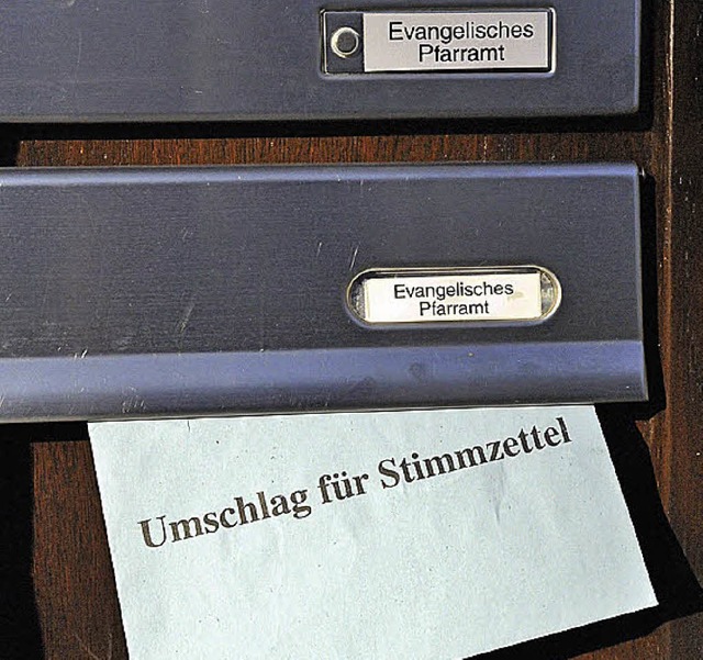 Erstmals reine Briefwahl war die Kirchenltestenwahl 2013  | Foto: Markus Zimmermann               