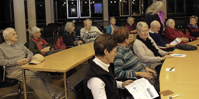 Der Sitzungssaal im Rathaus war beim V...Seniorengenossenschaften gut besucht.   | Foto: Dagmar Barber