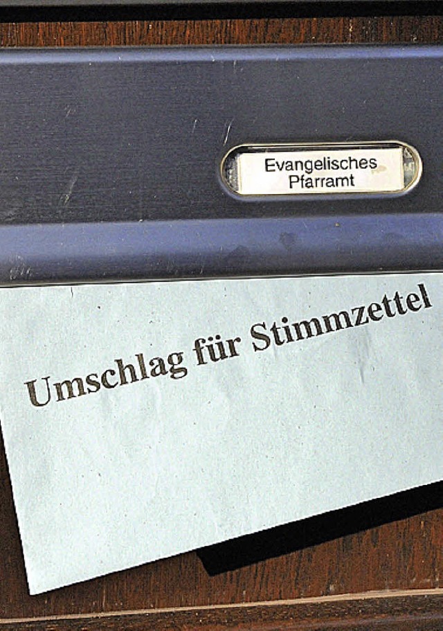 Erstmals reine Briefwahl war die Kirchenltestenwahl 2013  | Foto: Markus Zimmermann               