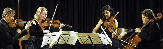 Alban Beikircher, Anke-Bettina Melik, ... links) bilden das Korngold Quartett.   | Foto: Wolfgang Knstle