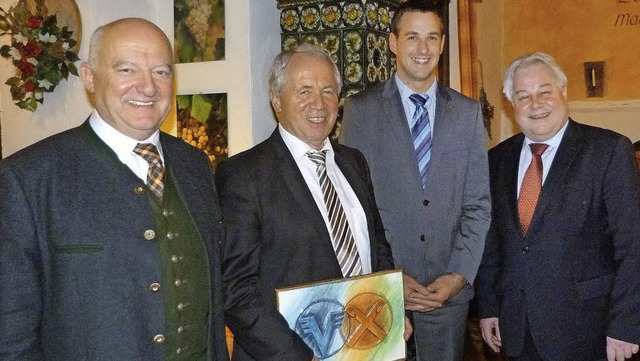 Gerhard Rdlin (links), Aufsichtsrat d... zum 25-jhrigen Bestehen der Sdglas.  | Foto: christine weirich