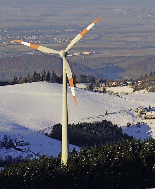 Auf dem Schauinsland drehen sie sich schon: Windrder   | Foto: dpa